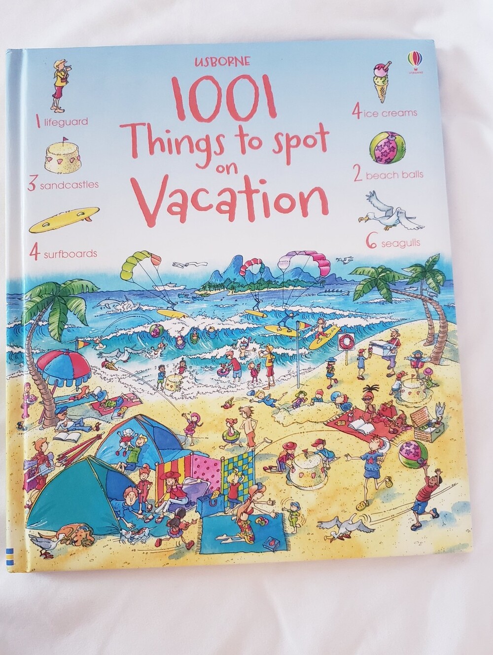 Usborne 1001 Things to Spot on Vacation - Look And Find Book